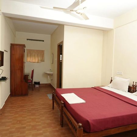 Rain Valley Resort Pīrmed Zewnętrze zdjęcie