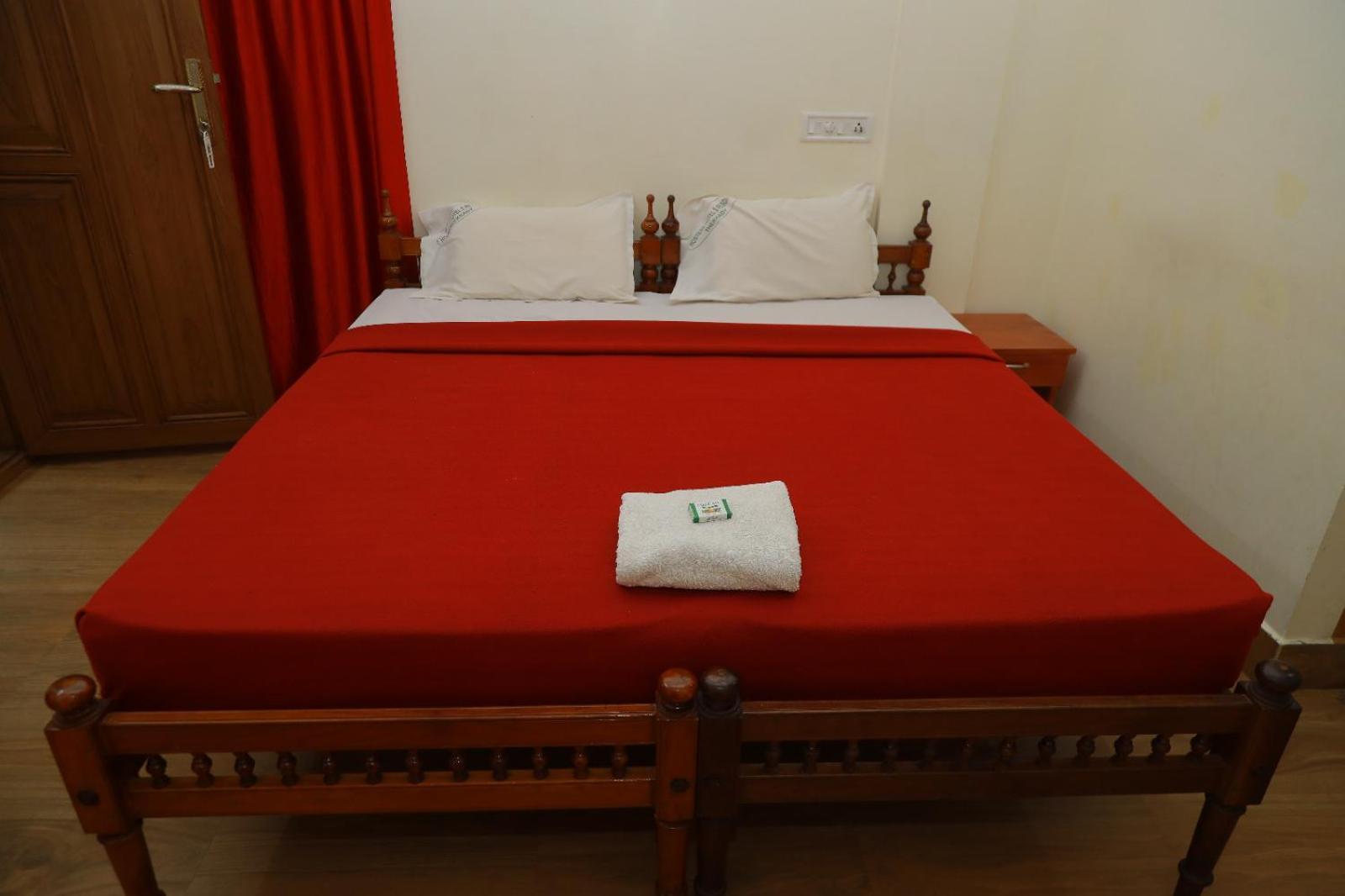 Rain Valley Resort Pīrmed Zewnętrze zdjęcie